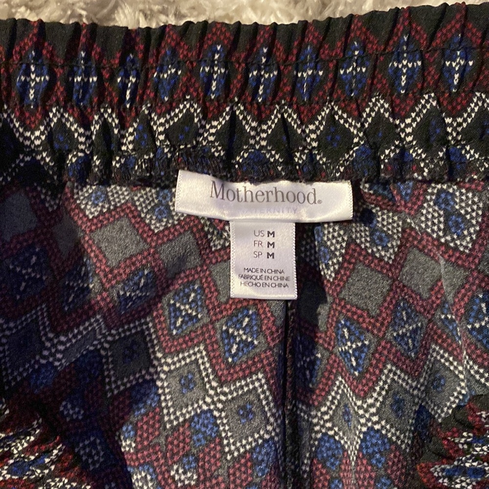 Maternity Pants - Picture 4 of 5